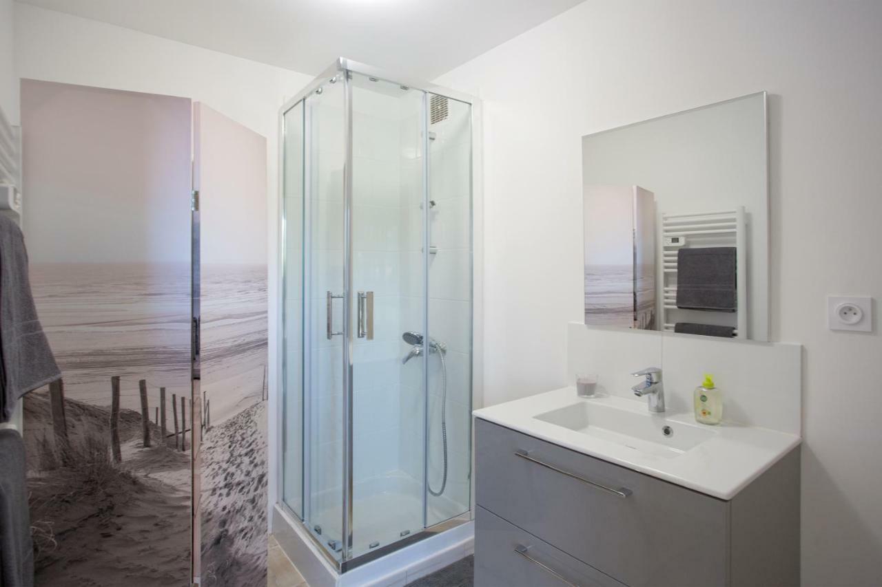 DUPLEX 4 PERSONNES A 200m DE LA MER Leilighet Hyères Eksteriør bilde